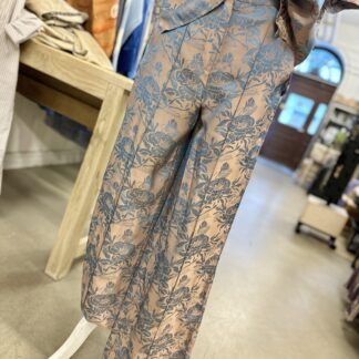 Pretty pant - blue flower