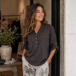 Stefanie shirt - chocolate