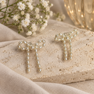 Pearl bow ear - white